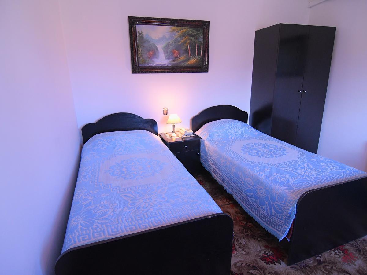 Hotel Haxhiu Тирана Экстерьер фото